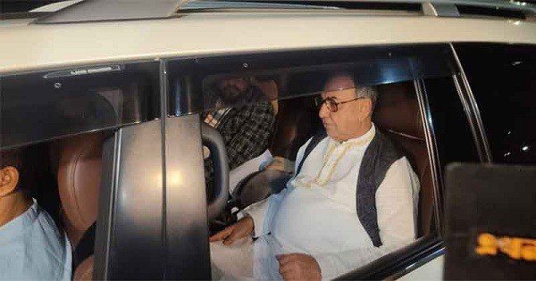 9785999