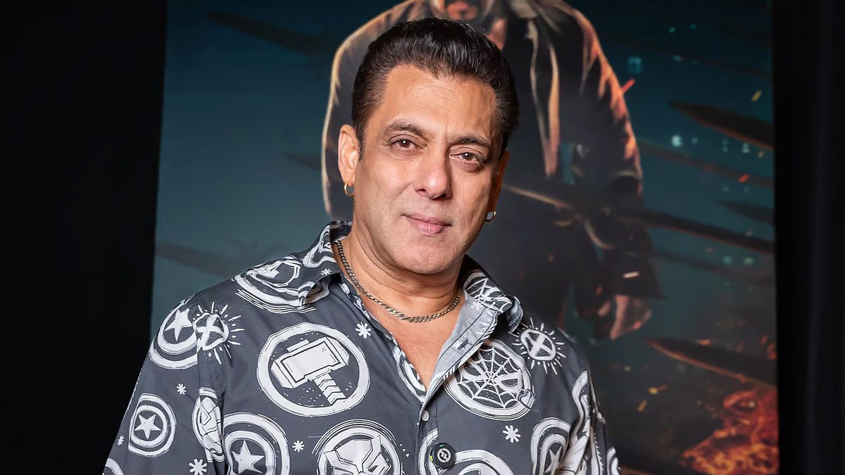 বাবার দ্বিতীয় বিয়ে ও মায়ের চোখের জল সহ্য করতে পারেননি সালমান
