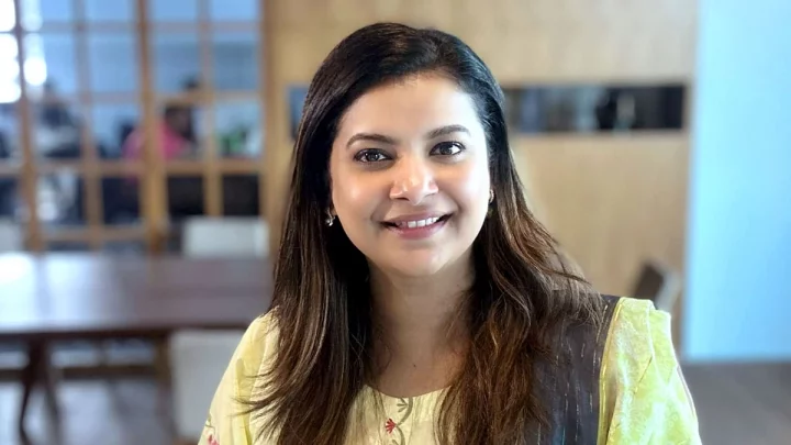 ভাইরাল ছবিগুলো শবনম ফারিয়ার নয়