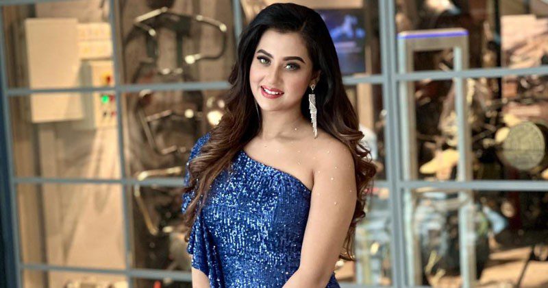 বুবলী ফেসবুকে কাকে ইঙ্গিত করে এমন পোস্ট লিখলেন