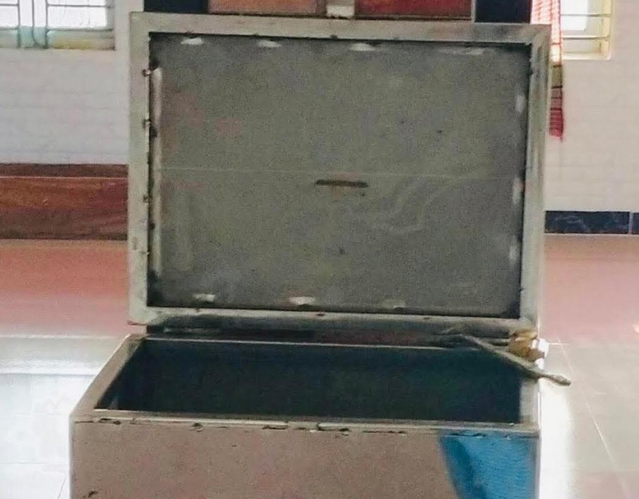 9600058 1