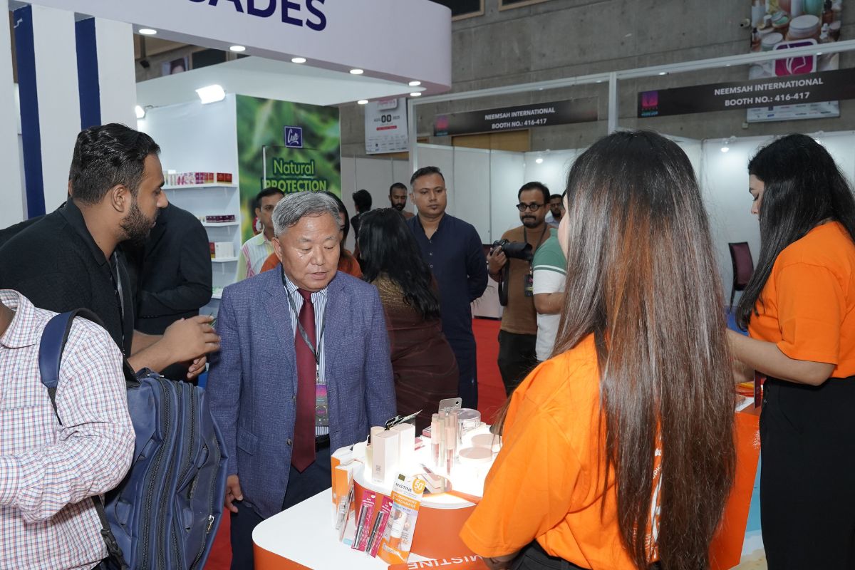 বিএনপির ভারপ্রাপ্ত মহাসচিবকে জাতীয়তাবাদী সমমনা জোটের ফুলেল শুভেচ্ছা 12 965985692 1