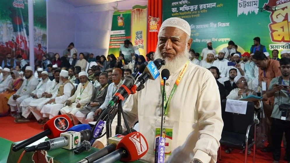 যে নিজের পরিচয় গোপন করে অপকর্ম করে, সেই বড় গুপ্ত: জামায়াত আমির 13 যে নিজের পরিচয় গোপন করে অপকর্ম করে, সেই বড় গুপ্ত: জামায়াত আমির