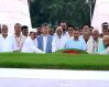জিয়াউর রহমান ও খালেদা জিয়ার সমাধিতে শ্রদ্ধা জানালেন প্রধানমন্ত্রী 7 960002