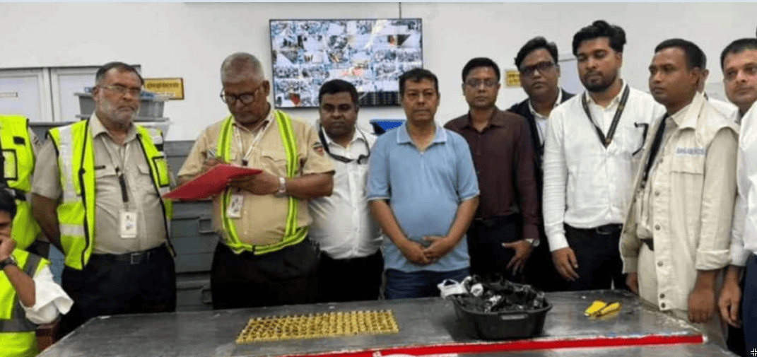 বিমানকর্মীর বেল্টে ২৫ কোটি টাকার স্বর্ণ, আটক ১ 3 965952220