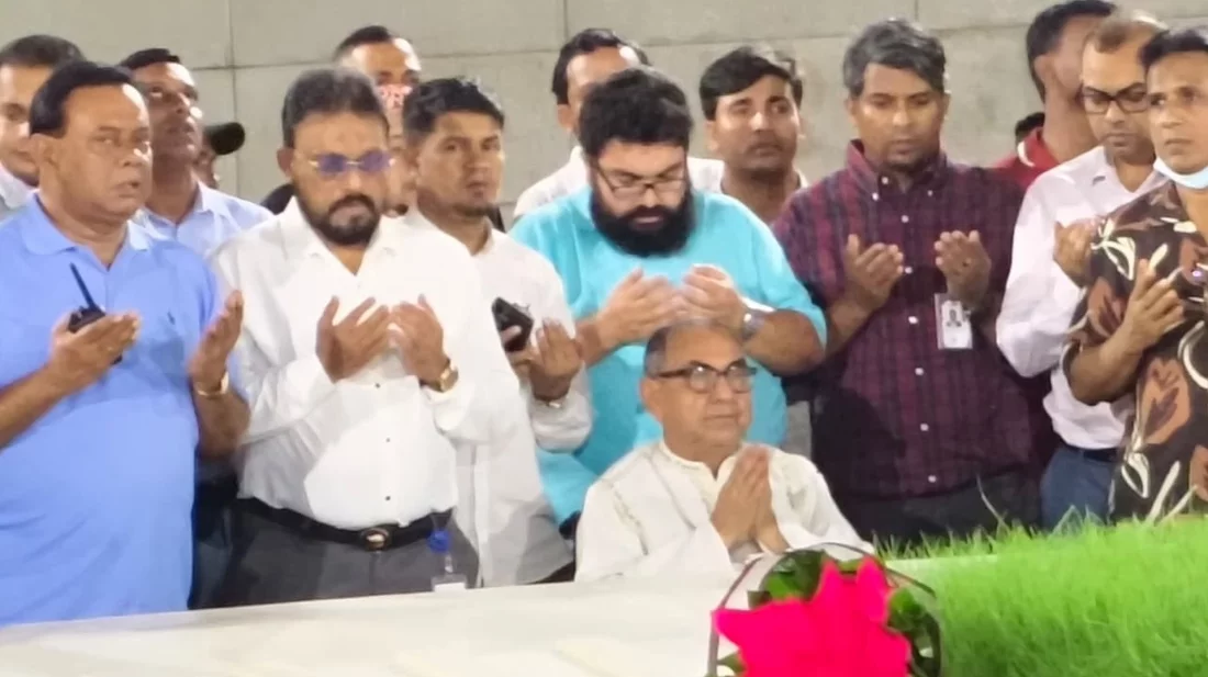 জিয়াউর রহমান ও খালেদা জিয়ার সমাধিতে মির্জা আব্বাসের শ্রদ্ধা 12 96598541