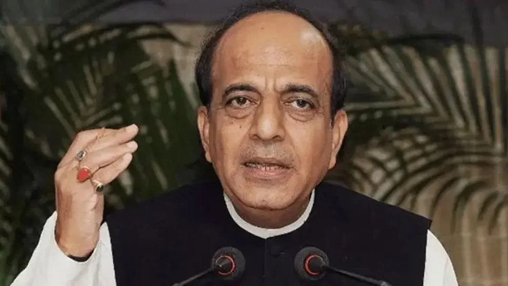 জনগণের সঙ্গে জনগণের সম্পর্ক চাই: ভারতীয় হাইকমিশনার 3 জনগণের সঙ্গে জনগণের সম্পর্ক চাই: ভারতীয় হাইকমিশনার