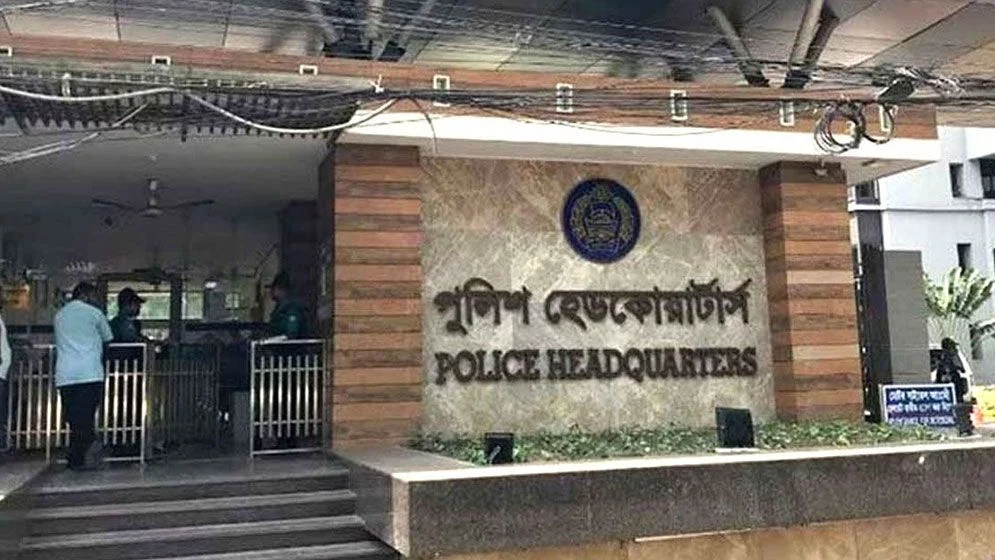 আইনশৃঙ্খলা নিয়ন্ত্রণে যেকোন অভিযানের জন্য প্রস্তুত পুলিশ