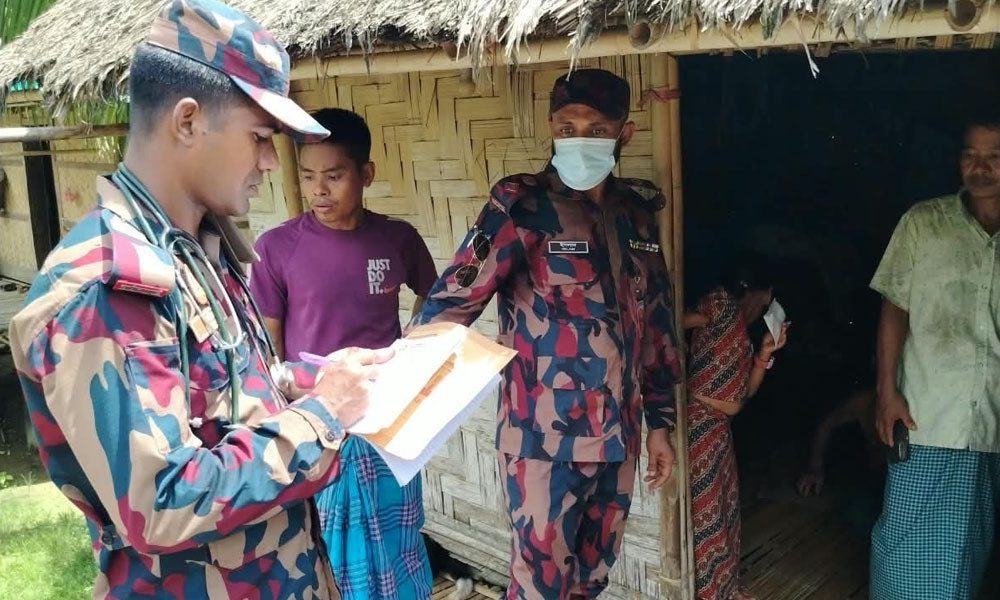 থানচির দুর্গম এলাকায় ডায়রিয়ার প্রাদুর্ভাব এক নারীর মৃত্যু হয়েছে আক্রান্ত অন্তত ৩০ জন পাশে দাঁড়িয়েছে বিজিবি