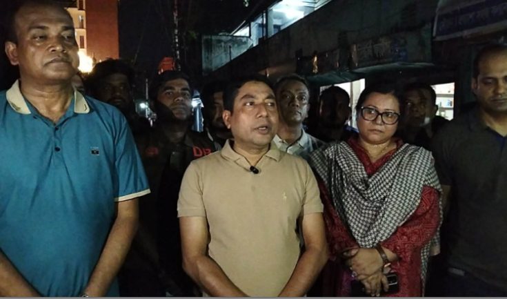 নারায়ণগঞ্জে এসপির নেতৃত্বে জিমখানা-ঋষিপাড়ায় অভিযান ও ৭ থানায় আটক ১০৩