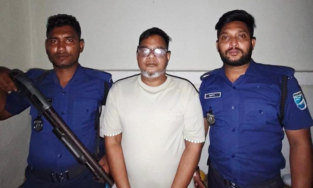 সাভারের স্বেচ্ছাসেবক লীগ নেতা নাসির মিরপুর থেকে গ্রেপ্তার