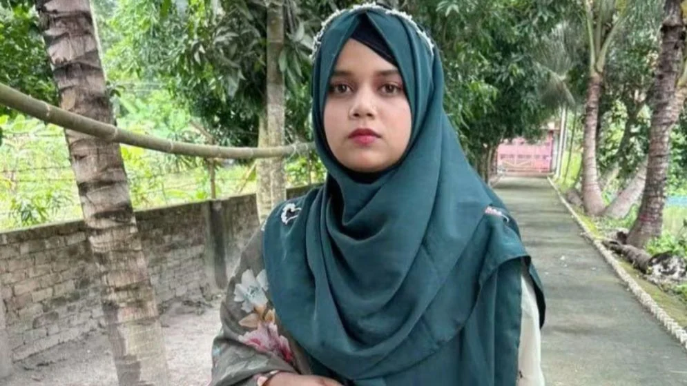 স্বর্ণালংকারসহ প্রবাসীর স্ত্রী উধাও