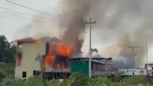 কক্সবাজারের ইনানীতে রিসোর্টে আগুন, নিহত ৫