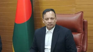 মন্ত্রিসভার যে কাউকে পদত্যাগ করতে বলার ক্ষমতা প্রধানমন্ত্রীর রয়েছে