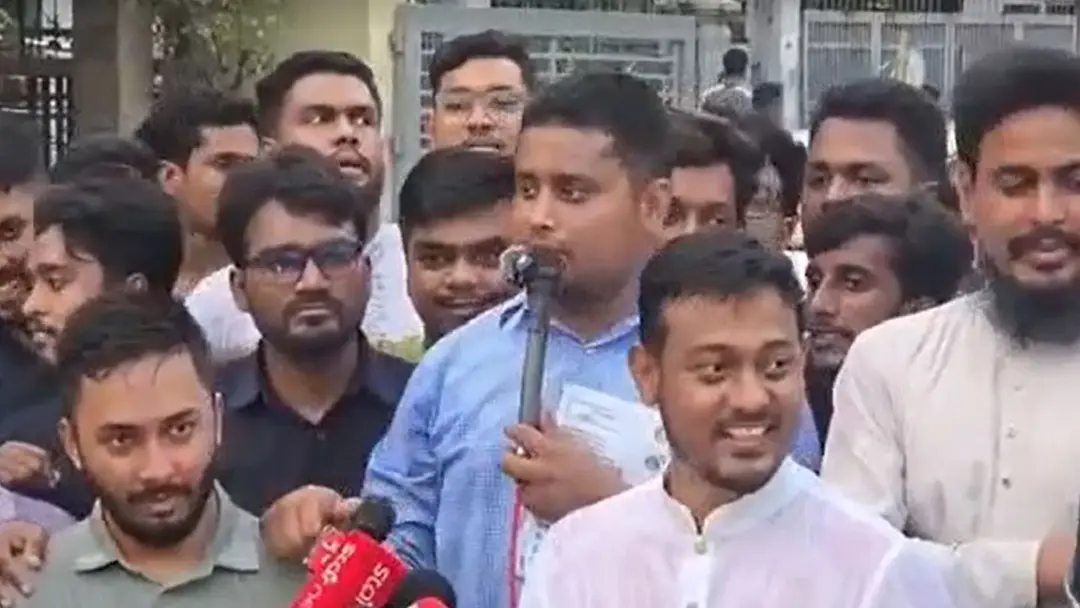 আইজিপিকে বক্তব্য প্রত্যাহার করে ক্ষমা চাইতে হবে হাসনাত আবদুল্লাহ