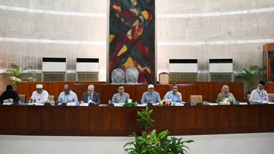 এক প্রতিষ্ঠানে একাধিক টেন্ডার নয়, তাঁতিদের স্বার্থরক্ষায় গুরুত্ব