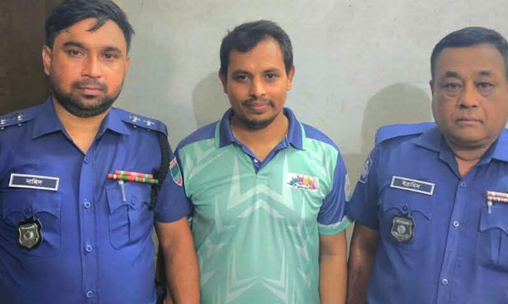 ঝিনাইদহে সাবেক কাউন্সিলর যুবলীগ নেতা রিগান গ্রেপ্তার