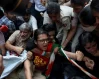 দিল্লিতে পুলিশের ভ্যানে নারীদের মারধর ও যৌন নির্যাতনের অভিযোগ