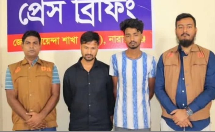 সোনারগাঁয়ে আলফা এক্সপ্রেসের বাসের সিটে মিলল ২৩ হাজার ইয়াবা