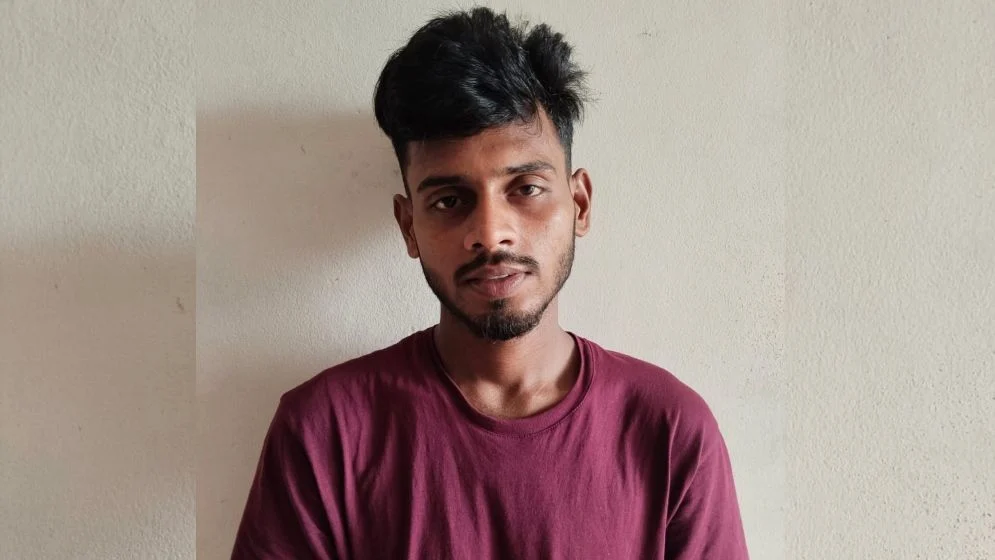 বাসের হেলপার সুজন নিহতের আড়াই বছর পর কাভার্ডভ্যানচালক গ্রেফতার