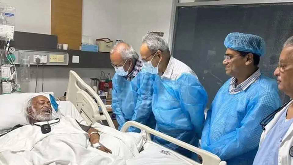 মঈন খানের শারীরিক অবস্থা জানালেন মন্ত্রী জাহিদ হোসেন