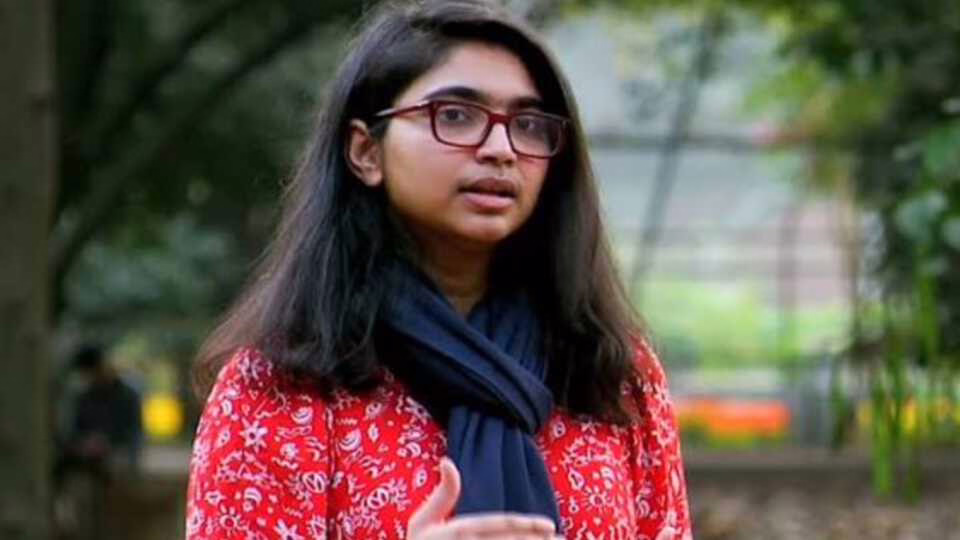 যোগ্য মানুষ দেখে দল নমিনেশন দেয় না তাসনিম জারা