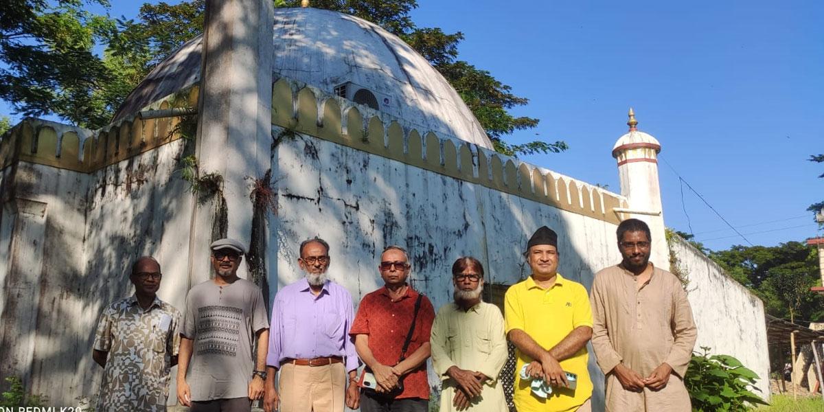 সিলেটে সুলতানি আমলের মসজিদ ভাঙার উদ্যোগ, নাগরিক প্রতিনিধি দলের উদ্বেগ