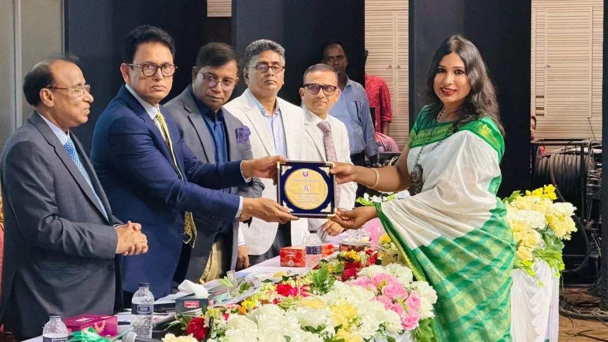 ‘তৃতীয় লিঙ্গ’ বলতে গিয়ে অনিচ্ছায় ‘ট্রান্সজেন্ডার’ বলেছি শিক্ষামন্ত্রী